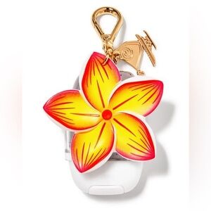 24HR DROP ⬇️ Disney Princess X Bath & Body Works Moana sanitizer keychain holder